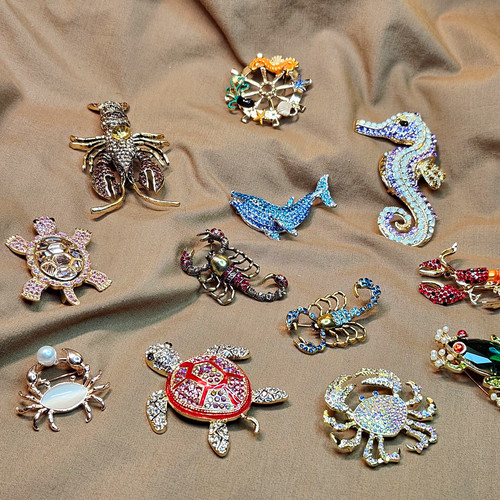 Sea creatures brooch bundle - creatures,